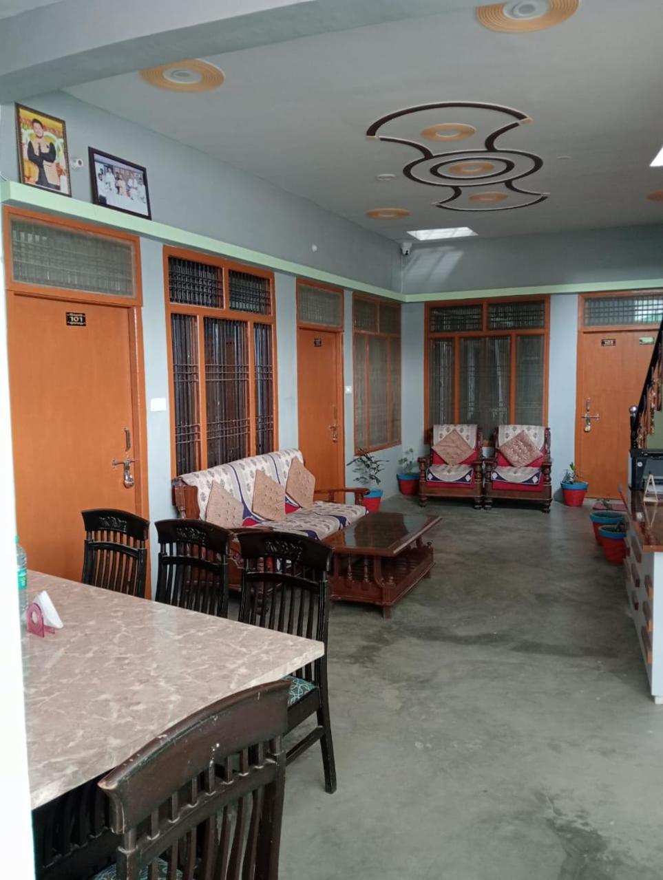 Harsh Home Stay Ayodhya Exterior foto
